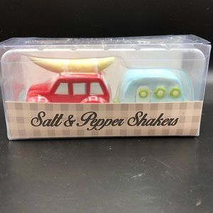 Midwest Gift  Salt & Pepper Shakers  vacation